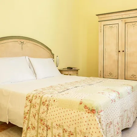 With Swimming Pool Immersed In The Typical Tuscan Countryside Just 5 Minutes From Massa Marittima Hotel *